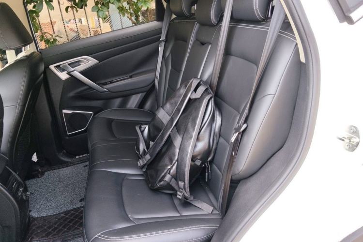 Used Geely Auto Emgrand X7 Sport 2016 1.8TD Automatic ZhiShang Model Left Rear Seat