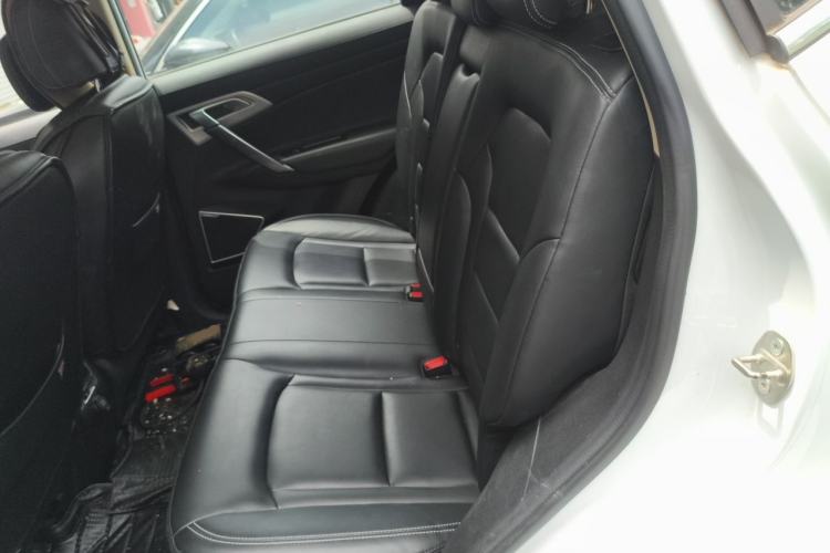 Used Geely Auto Emgrand X7 Sport 2016 1.8TD Automatic ZhiShang Model Left Rear Seat