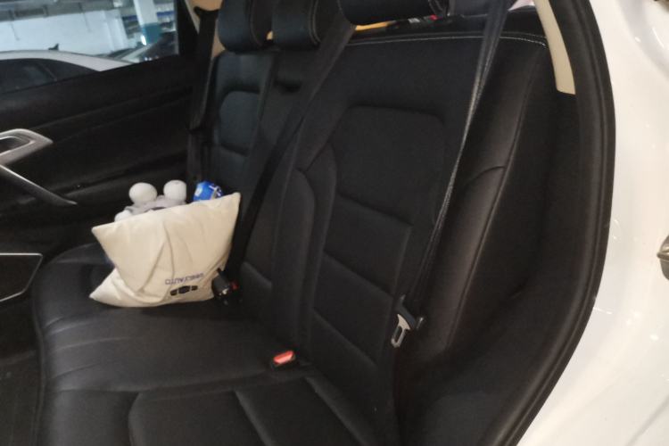 Used Geely Auto Emgrand X7 Sport 2016 1.8TD Automatic Smart Connectivity Version Left Rear Seat