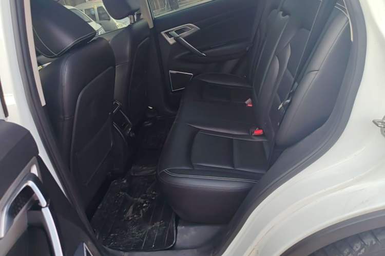 Used Geely Auto Emgrand X7 Sport 2016 1.8TD Automatic Smart Model Left Rear Seat