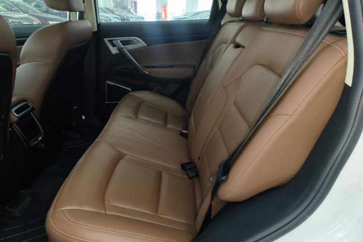 Used Geely Auto Emgrand X7 Sport 2016 1.8TD Automatic ZhiZun Version Left Rear Seat