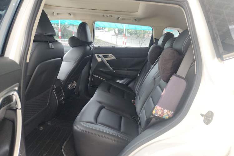 Used Geely Auto Emgrand X7 Sport 2016 1.8TD Automatic ZhiShang Model Left Rear Seat