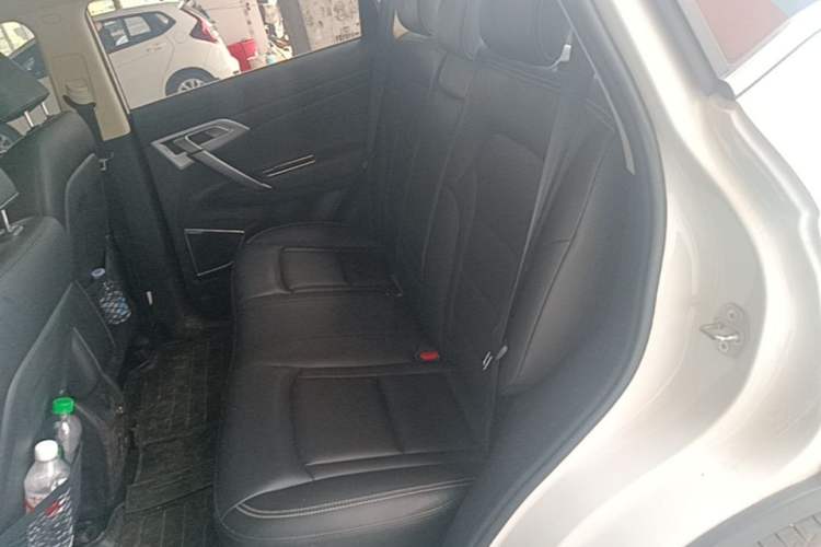 Used Geely Auto Emgrand X7 Sport 2016 2.0L Manual ZhiShang Version Left Rear Seat
