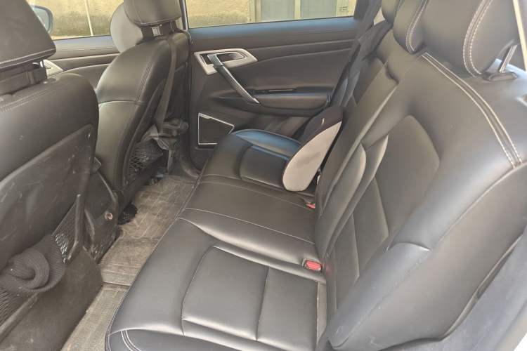 Used Geely Auto Emgrand X7 Sport 2016 2.0L Manual Smart Connect Version Left Rear Seat