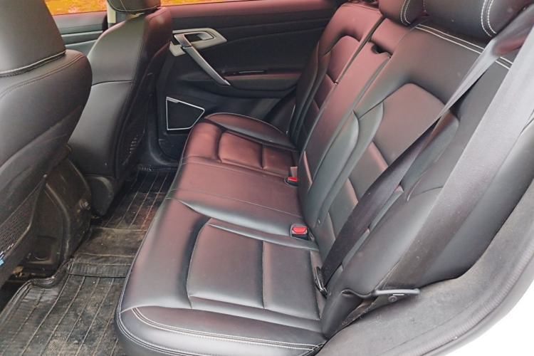 Used Geely Auto Emgrand X7 Sport 2016 2.0L Manual ZhiShang Version Left Rear Seat