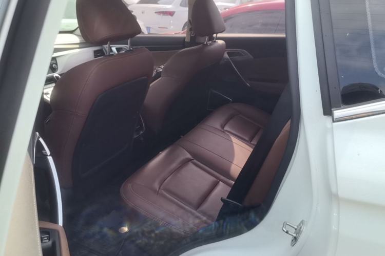 Used Geely Auto Emgrand X7 Sport 2016 1.8TD Automatic ZhiZun Version Left Rear Seat