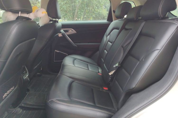 Used Geely Auto Emgrand X7 Sport 2016 1.8TD Automatic ZhiShang Model Left Rear Seat