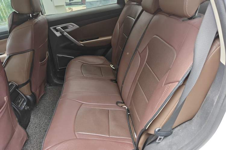 Used Geely Auto Emgrand X7 Sport 2016 1.8TD Automatic ZhiZun Version Left Rear Seat