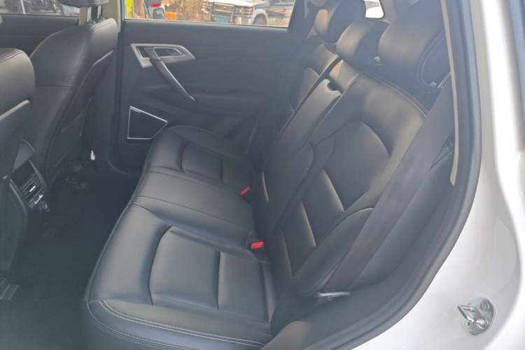 Used Geely Auto Emgrand X7 Sport 2016 1.8TD Automatic ZhiShang Model Left Rear Seat
