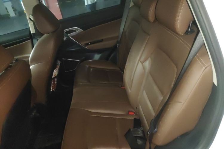 Used Geely Auto Emgrand X7 Sport 2016 1.8TD Automatic ZhiZun Version Left Rear Seat