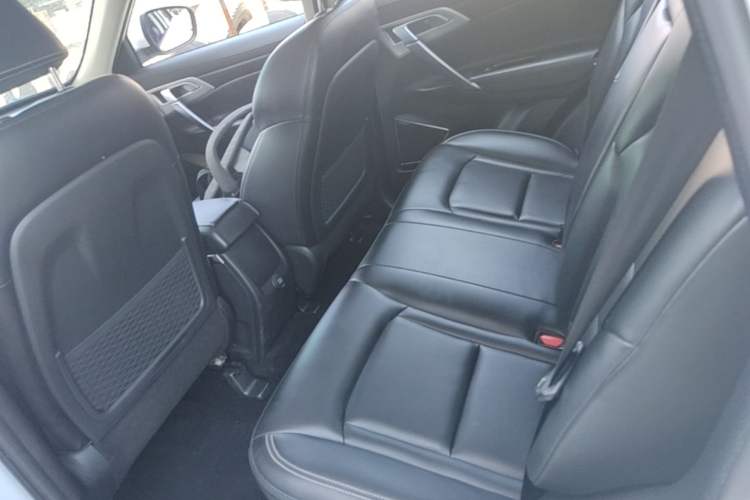 Used Geely Auto Emgrand X7 Sport 2016 2.0L Manual ZhiShang Version Left Rear Seat