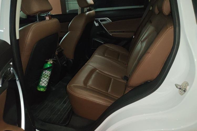 Used Geely Auto Emgrand X7 Sport 2016 1.8TD Automatic ZhiZun Version Left Rear Seat