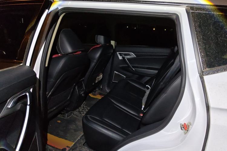 Used Geely Auto Emgrand X7 Sport 2016 1.8TD Automatic Smart Model Left Rear Seat
