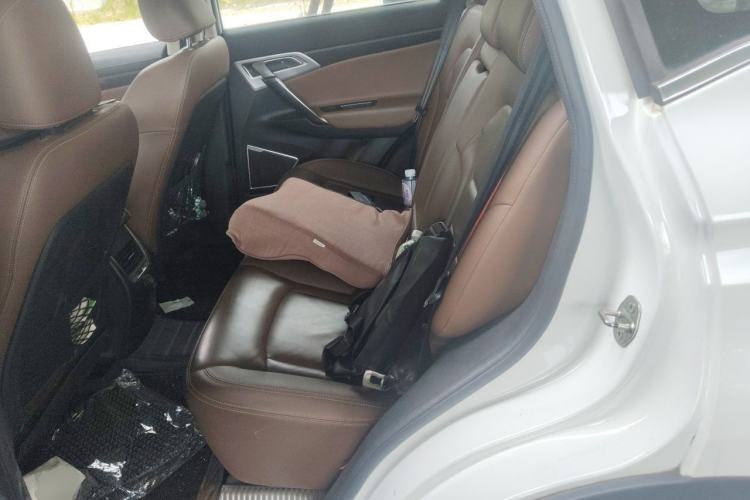 Used Geely Auto Emgrand X7 Sport 2016 1.8TD Automatic ZhiZun Version Left Rear Seat