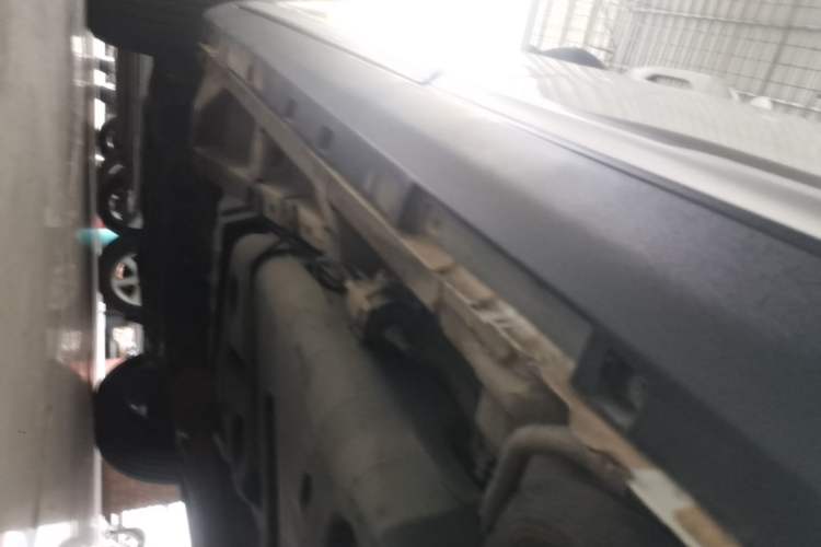 Used Geely Auto Emgrand X7 Sport 2016 2.0L Manual ZhiShang Version Left Side Sill