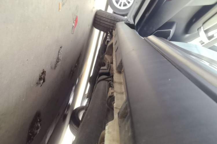 Used Geely Auto Emgrand X7 Sport 2016 1.8TD Automatic Smart Model Left Side Sill