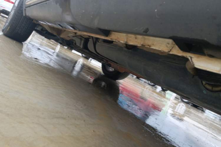 Used Geely Auto Emgrand X7 Sport 2016 1.8TD Automatic ZhiShang Model Left Side Sill