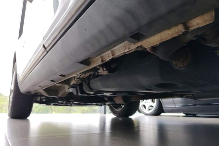 Used Geely Auto Emgrand X7 Sport 2016 1.8TD Automatic Smart Model Left Side Sill