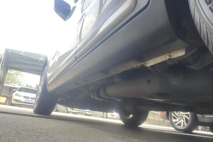 Used Geely Auto Emgrand X7 Sport 2016 1.8TD Automatic Smart Model Left Side Sill
