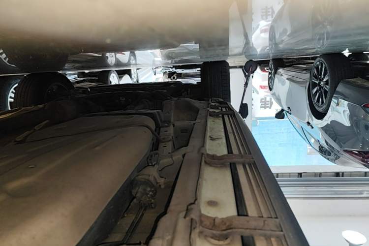 Used Geely Auto Emgrand X7 Sport 2016 1.8TD Automatic Smart Model Left Side Sill