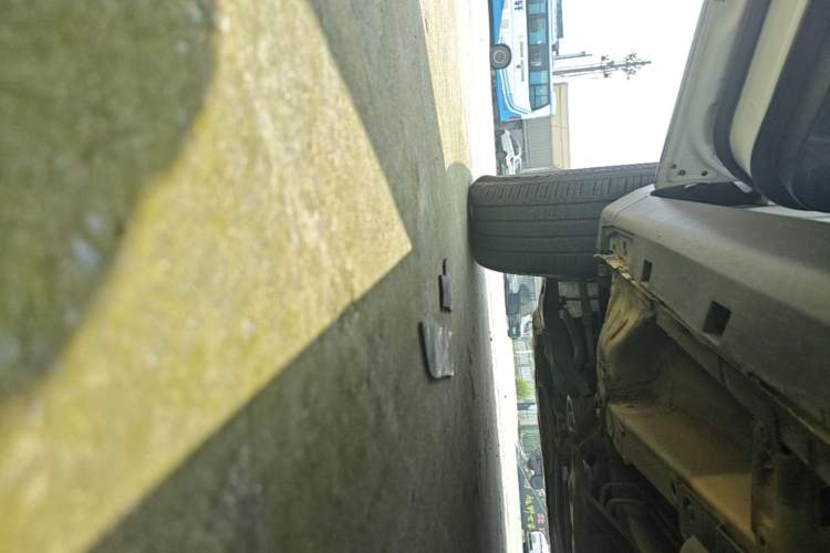 Used Geely Auto Emgrand X7 Sport 2016 1.8TD Automatic ZhiZun Version Left Side Sill