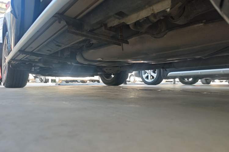 Used Geely Auto Emgrand X7 Sport 2016 1.8TD Automatic Smart Model Left Side Sill