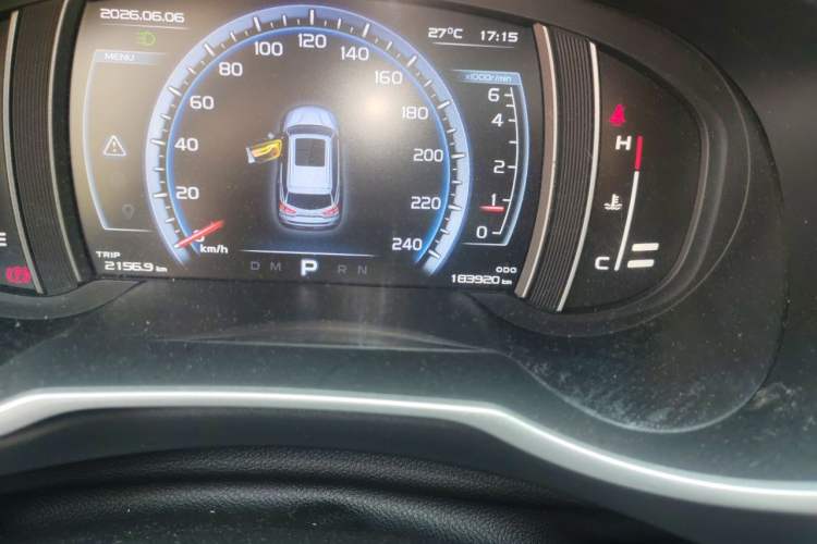 Used Geely Auto Emgrand X7 Sport 2016 1.8TD Automatic ZhiZun Version Odometer Close Up