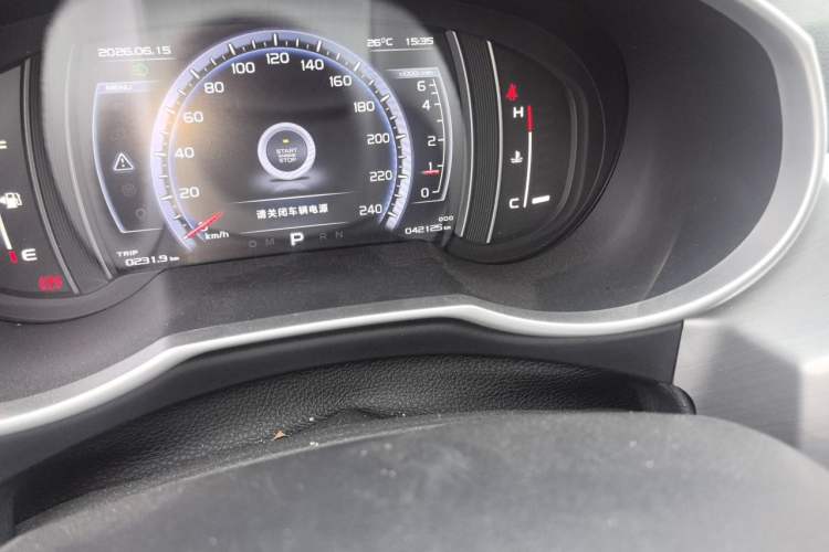 Used Geely Auto Emgrand X7 Sport 2016 1.8TD Automatic ZhiZun Version Odometer Close Up