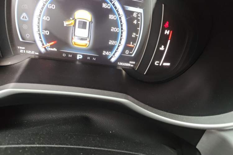 Used Geely Auto Emgrand X7 Sport 2016 1.8TD Automatic ZhiZun Version Odometer Close Up