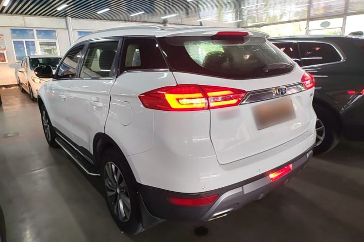 Used Geely Auto Emgrand X7 Sport 2016 2.0L Manual ZhiShang Version Rear Left 45 Deg