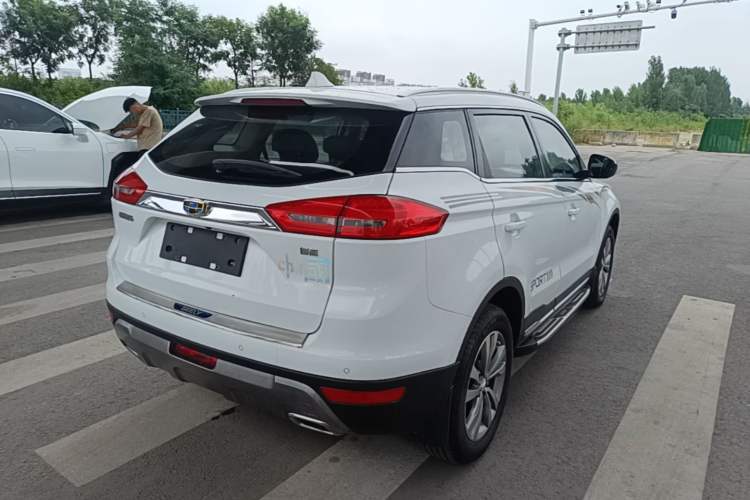 Used Geely Auto Emgrand X7 Sport 2016 2.0L Manual Smart Connect Version Rear Right 45 Deg