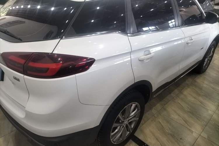 Used Geely Auto Emgrand X7 Sport 2016 1.8TD Automatic ZhiShang Model Rear Right 45 Deg