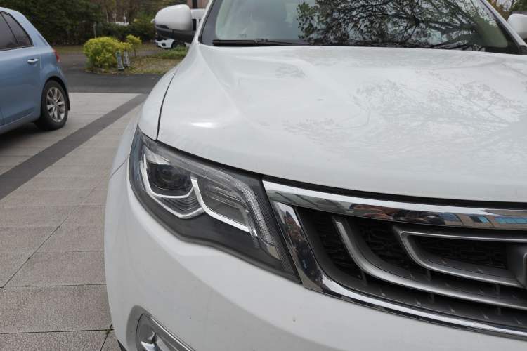 Used Geely Auto Emgrand X7 Sport 2016 1.8TD Automatic Smart Model Right Front Headlight