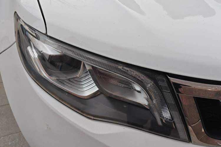 Used Geely Auto Emgrand X7 Sport 2016 1.8TD Automatic Smart Model Right Front Headlight
