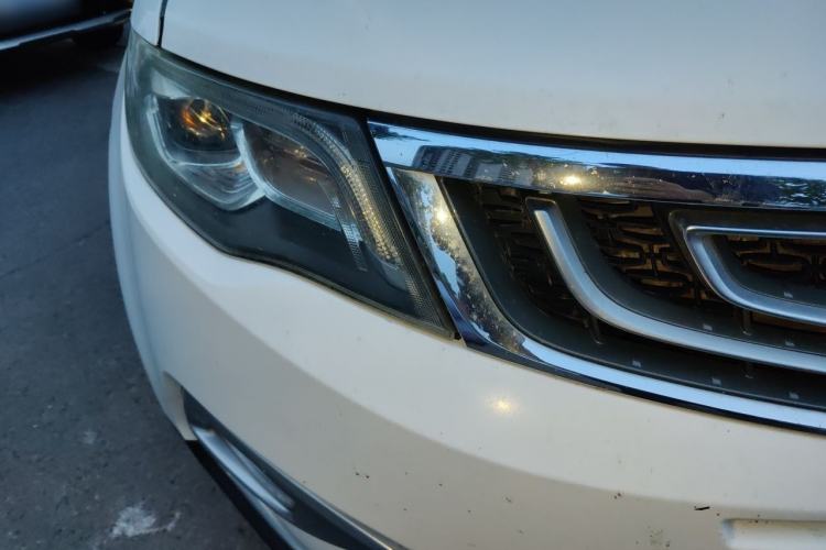 Used Geely Auto Emgrand X7 Sport 2016 1.8TD Automatic ZhiZun Version Right Front Headlight