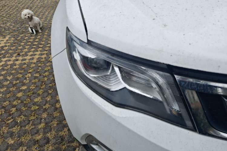 Used Geely Auto Emgrand X7 Sport 2016 1.8TD Automatic ZhiZun Version Right Front Headlight