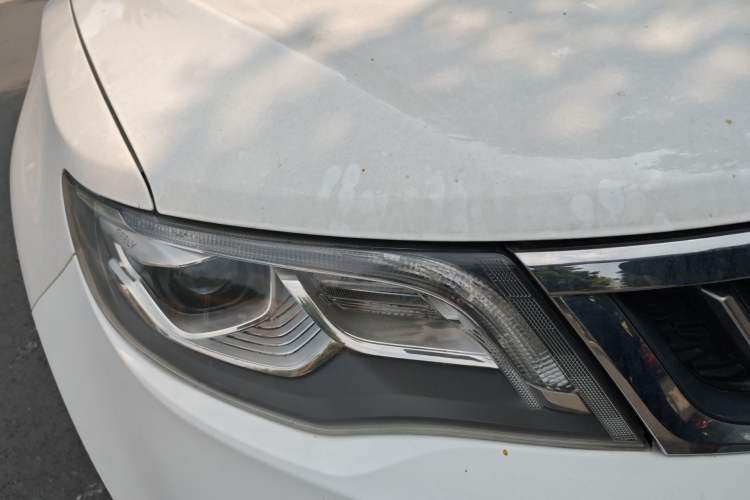 Used Geely Auto Emgrand X7 Sport 2016 1.8TD Automatic Smart Model Right Front Headlight