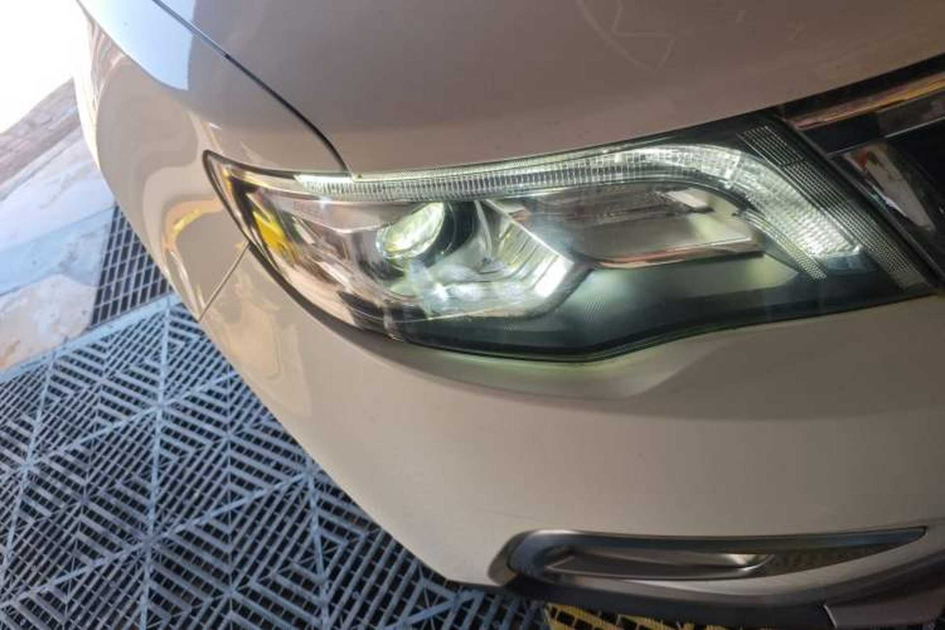 Used Geely Auto Emgrand X7 Sport 2016 1.8TD Automatic Smart Model Right Front Headlight