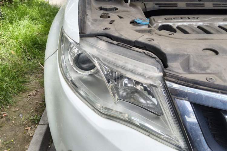 Used Geely Auto Emgrand X7 Sport 2016 1.8TD Automatic Smart Connectivity Version Right Front Headlight
