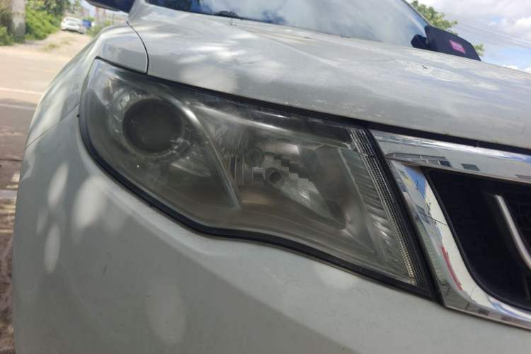 Used Geely Auto Emgrand X7 Sport 2016 1.8TD Automatic Smart Connectivity Version Right Front Headlight