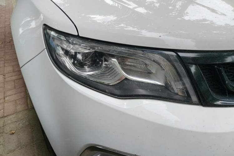 Used Geely Auto Emgrand X7 Sport 2016 1.8TD Automatic ZhiZun Version Right Front Headlight