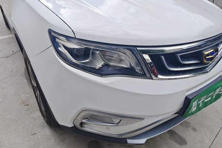 Used Geely Auto Emgrand X7 Sport 2016 1.8TD Automatic ZhiZun Version Right Front Headlight