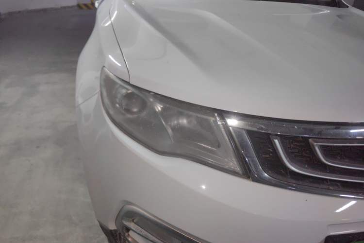Used Geely Auto Emgrand X7 Sport 2016 1.8TD Automatic Smart Model Right Front Headlight