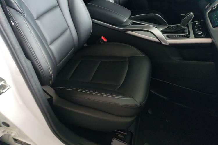 Used Geely Auto Emgrand X7 Sport 2016 1.8TD Automatic ZhiShang Model Right Front Seat