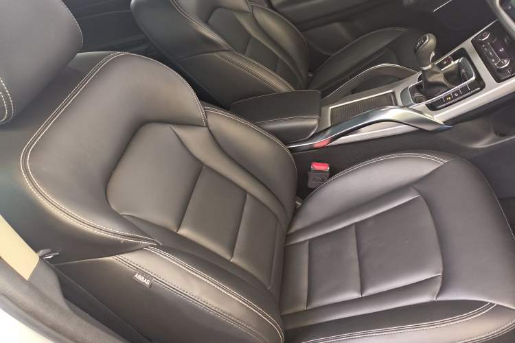 Used Geely Auto Emgrand X7 Sport 2016 2.0L Manual ZhiShang Version Right Front Seat