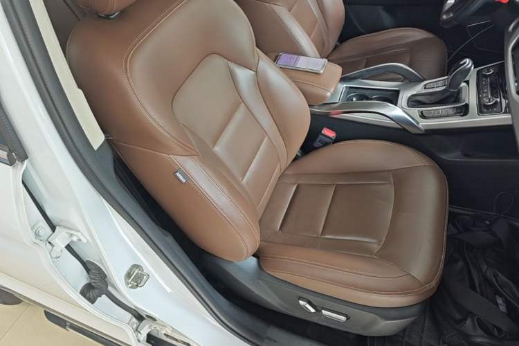 Used Geely Auto Emgrand X7 Sport 2016 1.8TD Automatic ZhiZun Version Right Front Seat