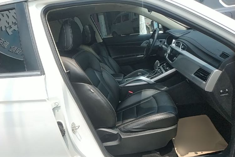Used Geely Auto Emgrand X7 Sport 2016 1.8TD Automatic Smart Connectivity Version Right Front Seat