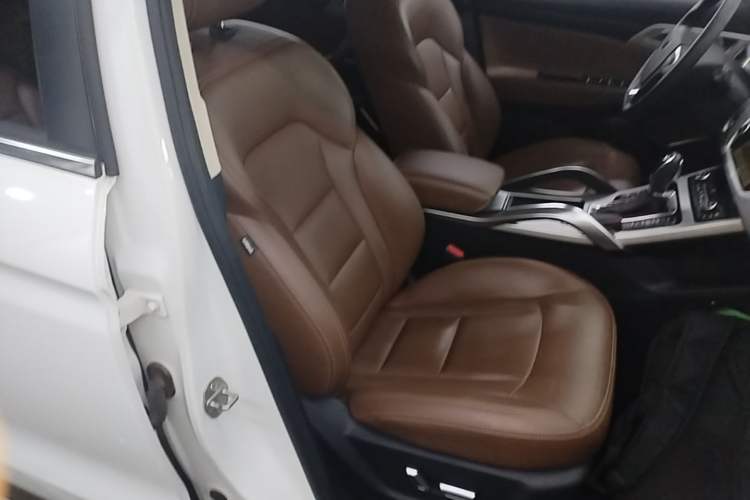 Used Geely Auto Emgrand X7 Sport 2016 1.8TD Automatic ZhiZun Version Right Front Seat