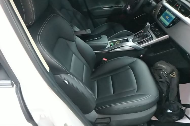 Used Geely Auto Emgrand X7 Sport 2016 1.8TD Automatic ZhiShang Model Right Front Seat
