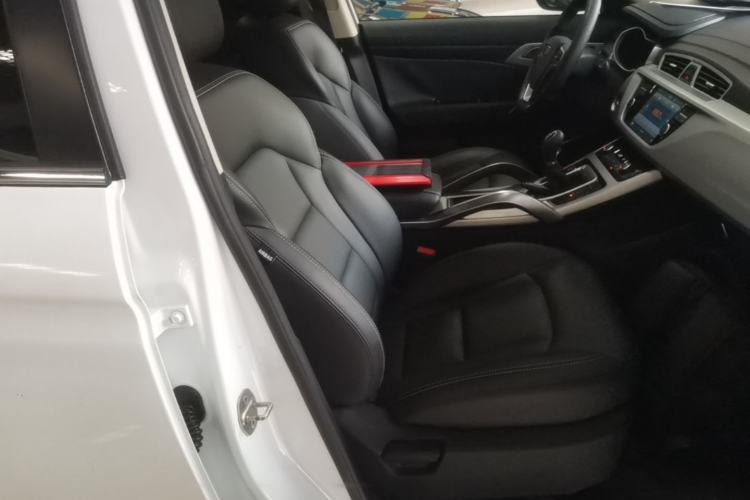 Used Geely Auto Emgrand X7 Sport 2016 2.0L Manual ZhiShang Version Right Front Seat